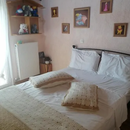 Platanos Estate * Akrata