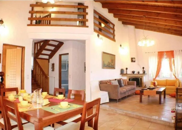 Villa Platanos Estate